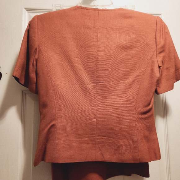 Kasper 2 piece suit - Picture 2 of 5